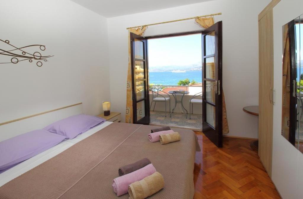Apartments Dubreta Cavtat Oda fotoğraf